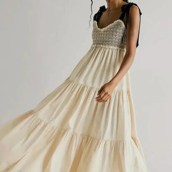 Dresses & Skirts - Black & Beige Contrast Sleeveless Tiered Hem Flowy Maxi Dress